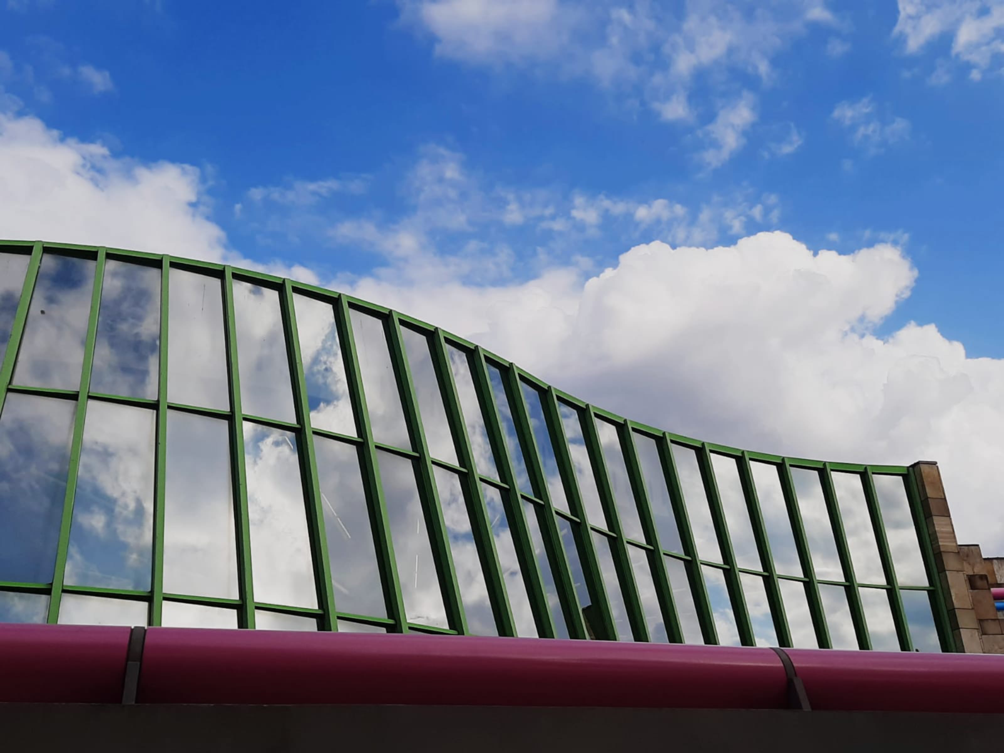 Fensterfront der Staatgalerie Stuttgart, Außenansicht