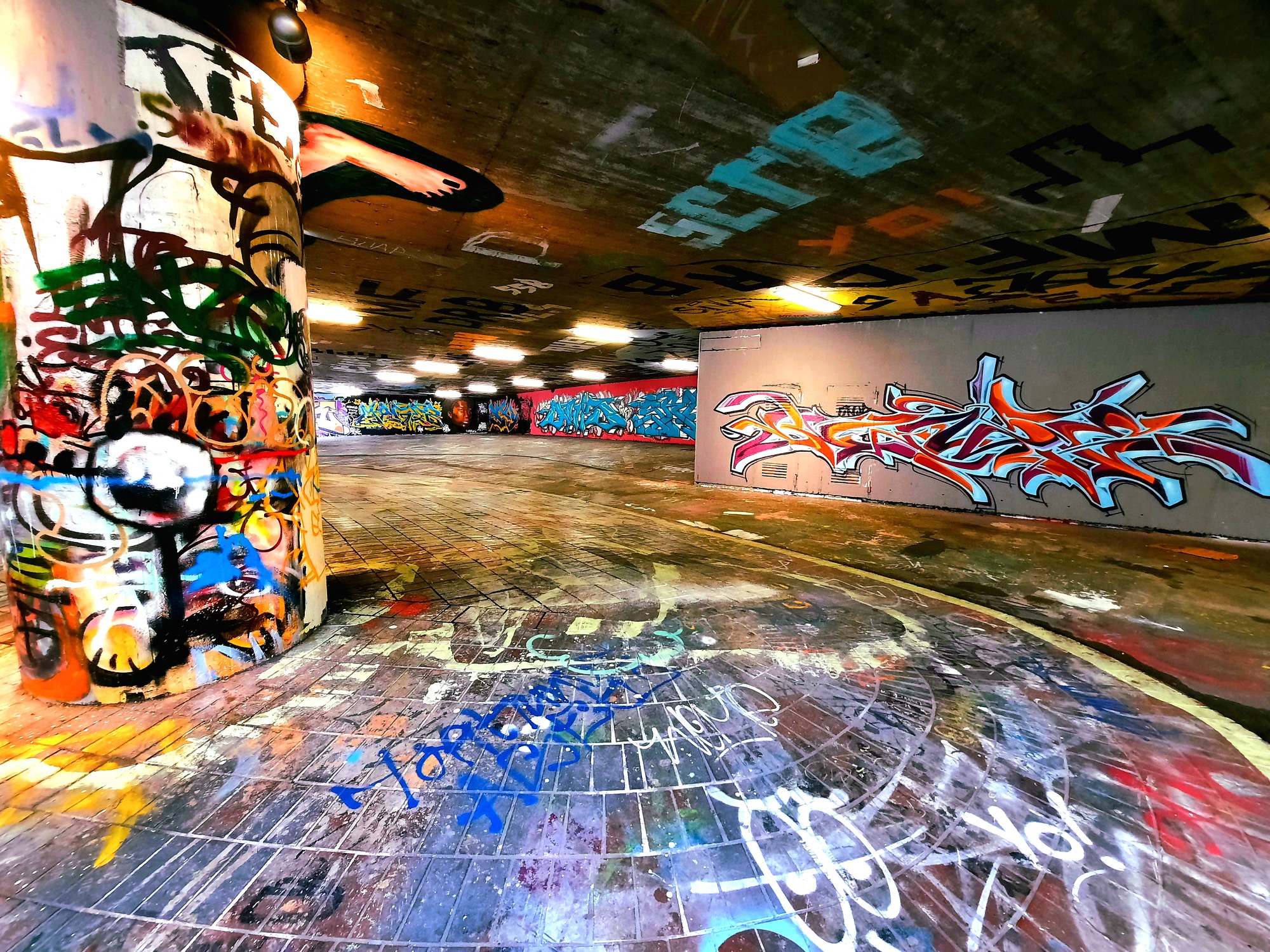 Graffiti in Unterführung